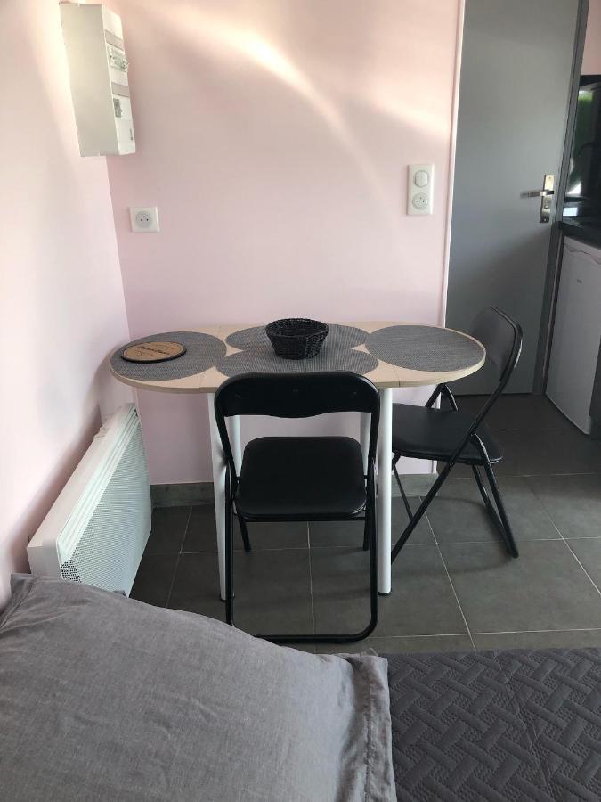 Chambres D'Hotes Chez Florence Montmerle-sur-Saone Exterior foto