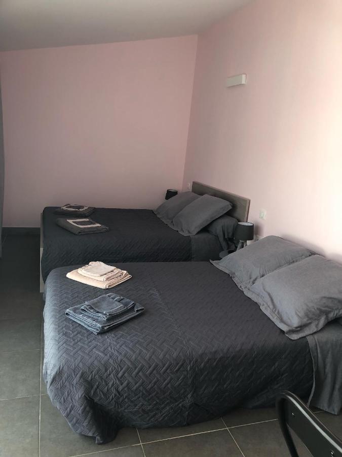 Chambres D'Hotes Chez Florence Montmerle-sur-Saone Exterior foto