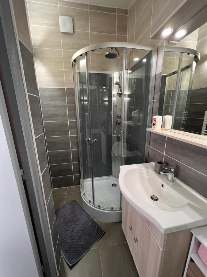 Chambres D'Hotes Chez Florence Montmerle-sur-Saone Exterior foto