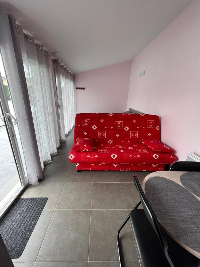 Chambres D'Hotes Chez Florence Montmerle-sur-Saone Exterior foto